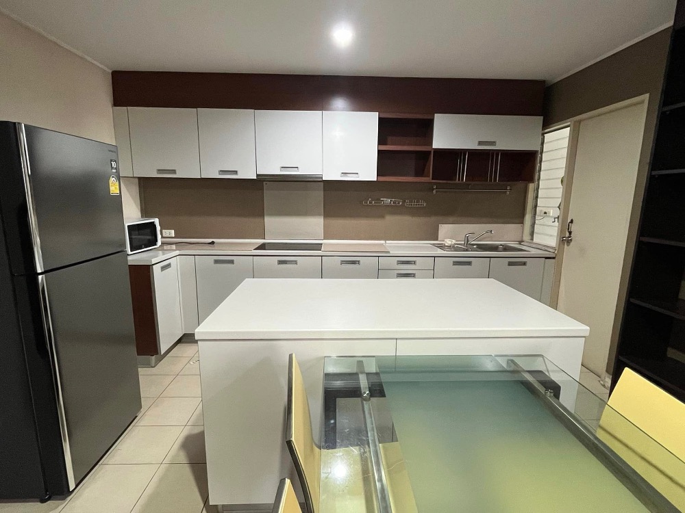 ให้เช่าคอนโดสาทร นราธิวาส : คอนโดให้เช่า 2 ห้องนอน 2 ห้องน้ำ 1 ห้องเก็บของ เบ็ลพาร์ค ซอยนราธิวาส 24 - สาทร ใกล้เซ็นทรัล พระราม 3