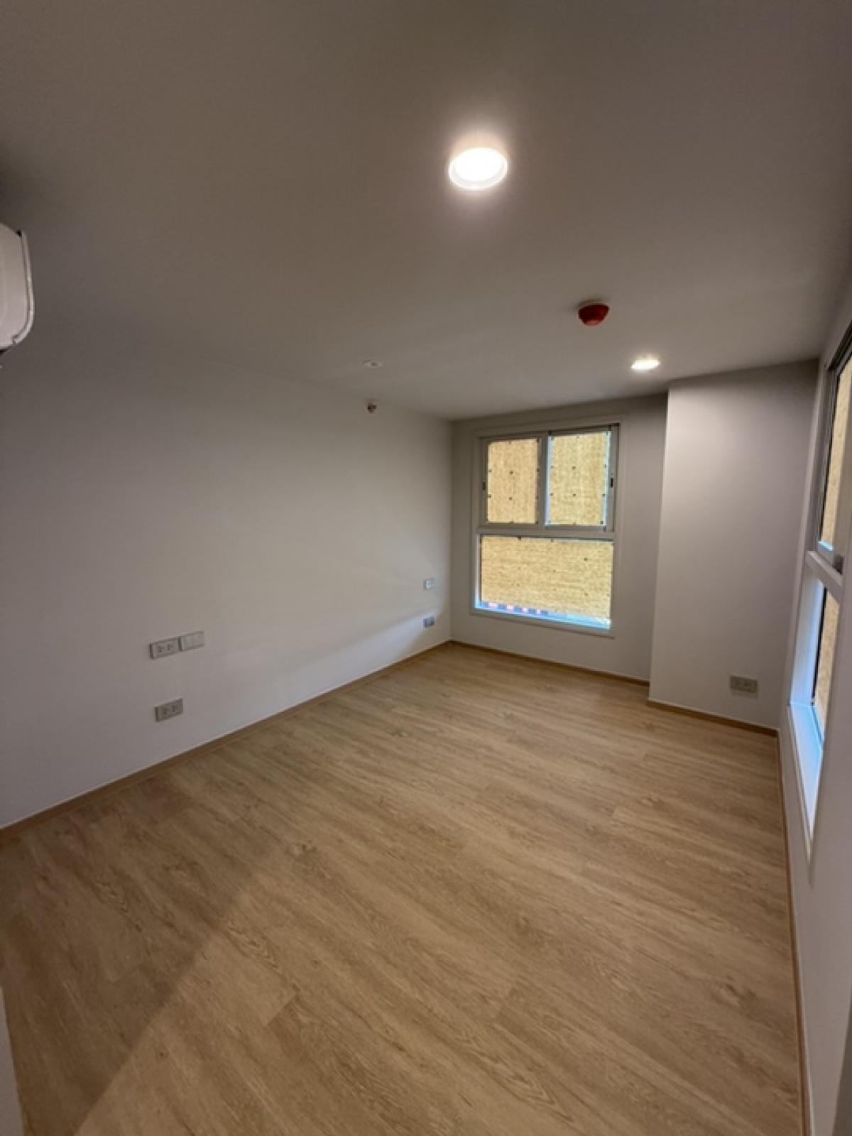 ขายดาวน์คอนโดสยาม จุฬา สามย่าน : ขายด่วน ๆๆ 🔥 ราคาดีที่สุด สองห้องนอน สองห้องน้ำ ได้ที่จอดสองคัน ราคาดีมาก 13.990 ล้านบาท