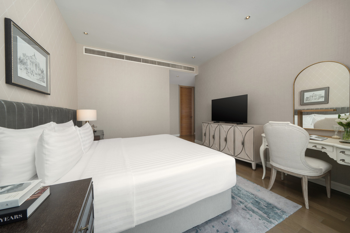 For RentCondoWitthayu, Chidlom, Langsuan, Ploenchit : 🌟✨For rent the best Penthouse in city 3 beds duplex with luxury furniture and superb panorama view, near Central World ready to move in.