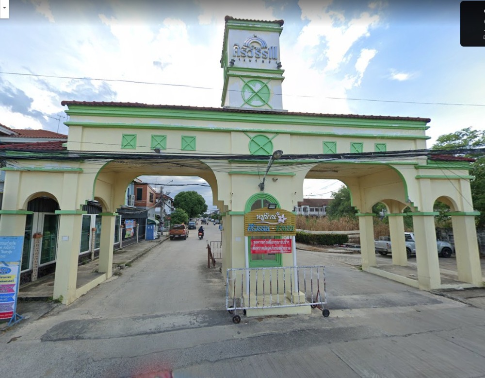 ให้เช่าทาวน์โฮมนนทบุรี บางใหญ่ บางบัวทอง : ให้เช่าทาวน์เฮ้าส์2ชั้น  อยู่ด้านหน้าหมู่บ้าน ศิริวรรณ-ชวนชม บางบัวทอง