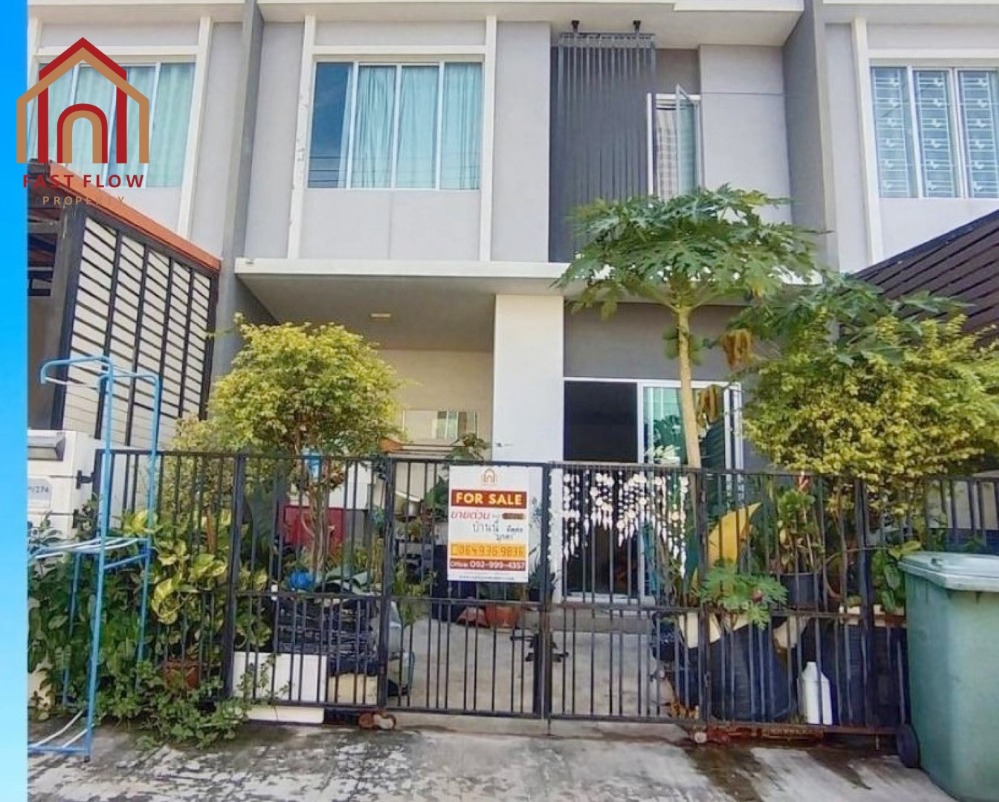 For SaleTownhomePathum Thani,Rangsit, Thammasat : For sale!!! 2-storey townhouse, Pruksa Ville 100 project (Phahon Yothin-Khlong Luang), ready-to-move-in house, free air conditioner, near Kanchanaphisek Expressway