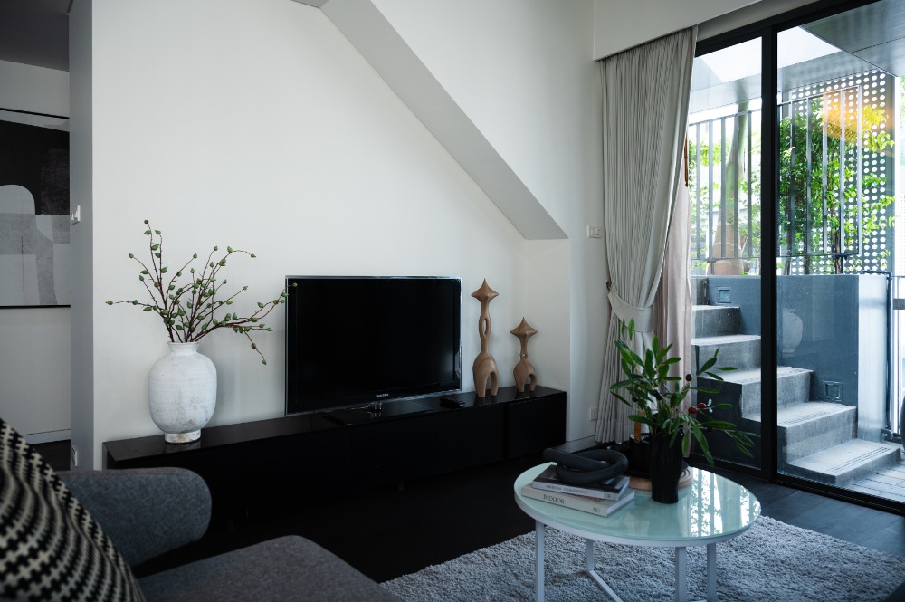 For SaleCondoSukhumvit, Asoke, Thonglor : 🔥🔥Siamese Gioia Sukhumvit FOR SALE | Fully-furnished, Private Garden with clear view, Peaceful & Private