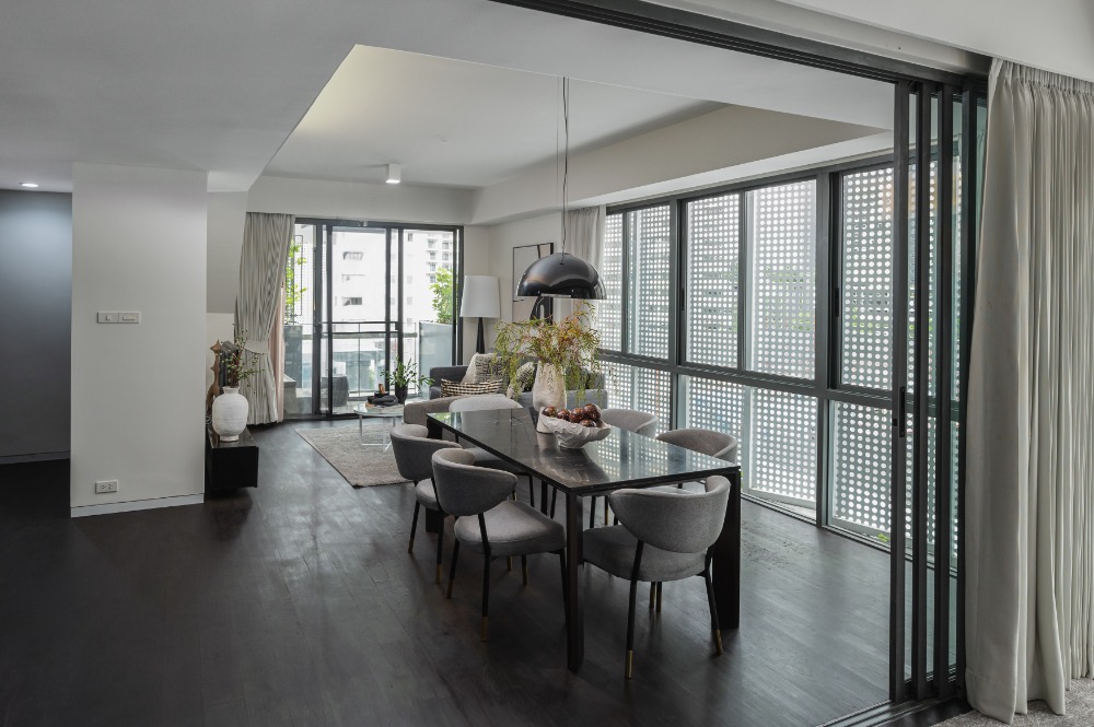 For SaleCondoSukhumvit, Asoke, Thonglor : 🔥🔥Siamese Gioia Sukhumvit FOR SALE | Fully-furnished, Private Garden with clear view, Peaceful & Private