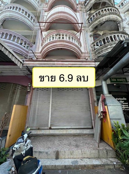 ขายอาคารพาณิชย์นวมินทร์ รามอินทรา : ขายอาคารพาณิชย์ 3.5 ชั้น ซอยรามอินทรา 65 224 ตร.ม.