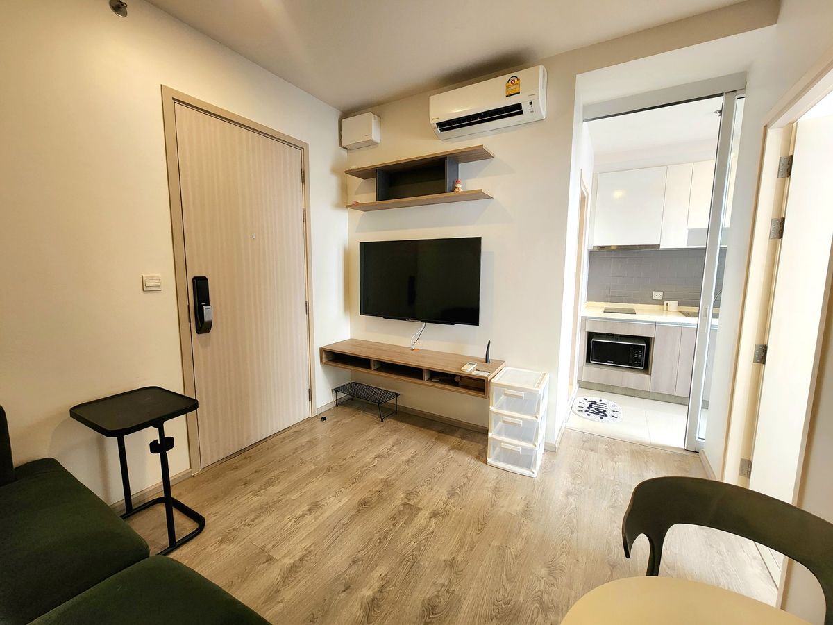 ให้เช่าคอนโดปิ่นเกล้า จรัญสนิทวงศ์ : สถานะตามภาพปก **ห้องว่างครับผม มีเครื่องซักผ้า ราคาคุยได้**ให้เช่า คอนโด The Tree Charan 30 ห้องสวย สะอาด หิ้วกระเป๋าใบเดียวเข้าอยู่ได้เลย 494.27