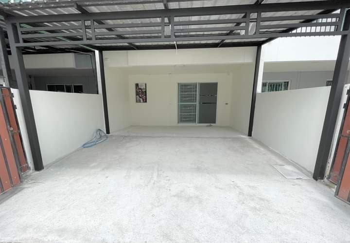 For SaleTownhomeNawamin, Ramindra : S-TBVSR101 Townhouse for sale, Blessville Village, Soi Ram Intra 117, size 19.30 sq m., 2 floors, usable area 76 sq m., 3 bedrooms, 2 bathrooms, 2.5 million, 064-959-8900