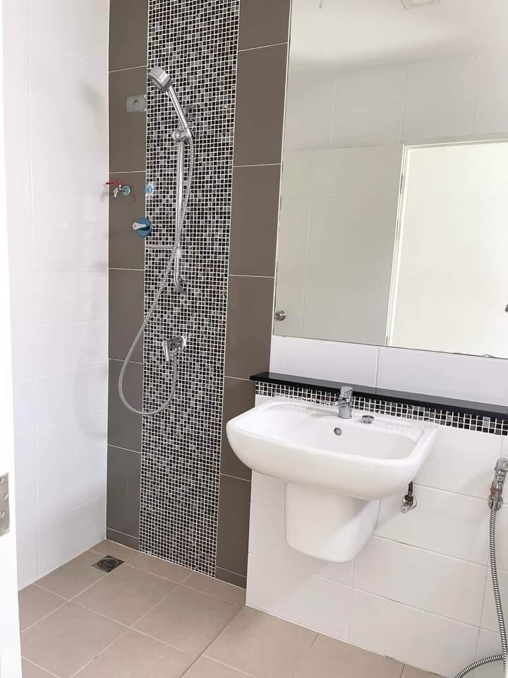 For SaleTownhomeNawamin, Ramindra : S-TBVSR101 Townhouse for sale, Blessville Village, Soi Ram Intra 117, size 19.30 sq m., 2 floors, usable area 76 sq m., 3 bedrooms, 2 bathrooms, 2.5 million, 064-959-8900