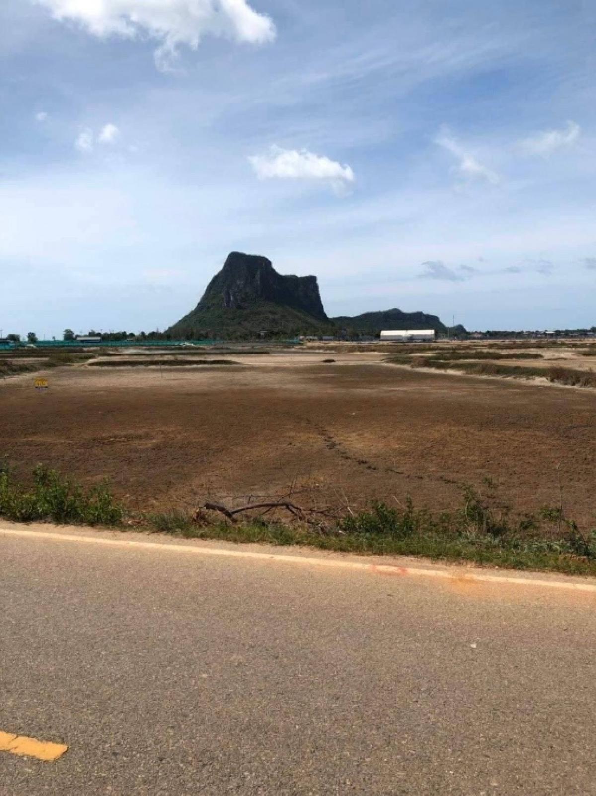 ขายที่ดินหัวหิน ประจวบคีรีขันธ์ : ที่ดินอ่าวน้อย จ.ประจวบฯ 10ไร่ วิวทะเล ราคาถูกกว่าตลาด DVPY012