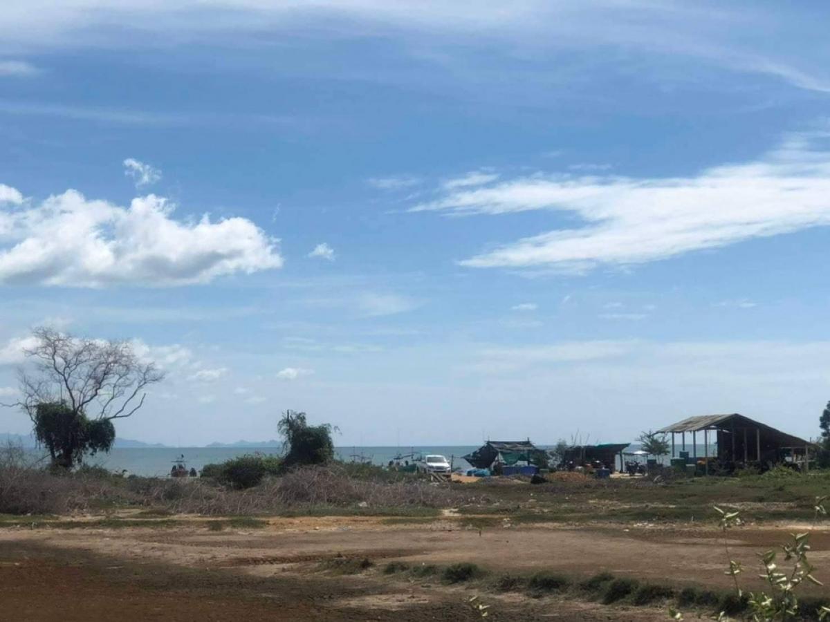 ขายที่ดินหัวหิน ประจวบคีรีขันธ์ : ที่ดินอ่าวน้อย จ.ประจวบฯ 10ไร่ วิวทะเล ราคาถูกกว่าตลาด DVPY012