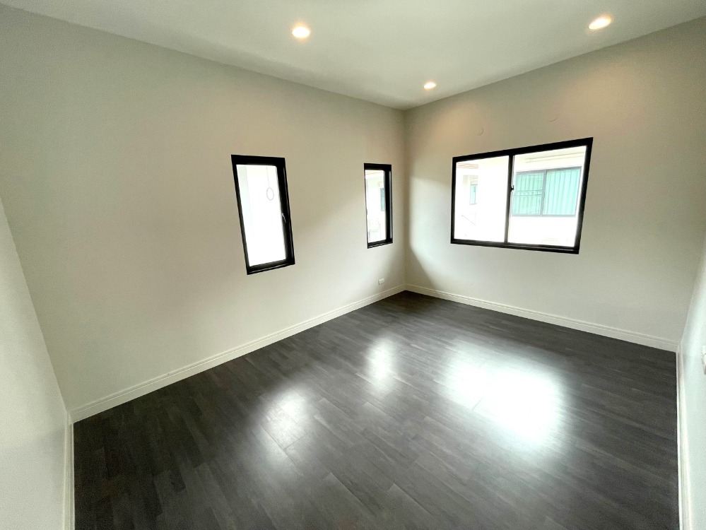 ขายบ้านปิ่นเกล้า จรัญสนิทวงศ์ : ขายบ้านเดี่ยว 2 ชั้น โครงการ เศรษฐสิริ จรัญฯ-ปิ่นเกล้า (Setthasiri Charan- Pinklao ) ใกล้ รพ ศิริราช เซ็นทรัลปิ่นเกล้า บ้านใหม่ ไม่เคยเข้าอยู่