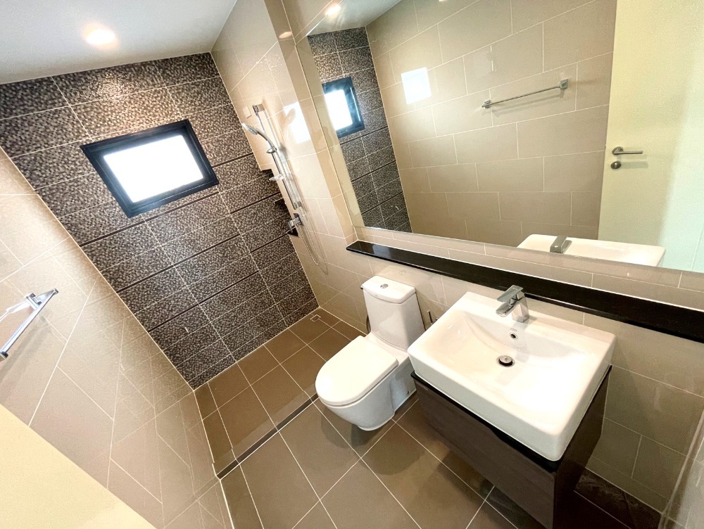 ขายบ้านปิ่นเกล้า จรัญสนิทวงศ์ : ขายบ้านเดี่ยว 2 ชั้น โครงการ เศรษฐสิริ จรัญฯ-ปิ่นเกล้า (Setthasiri Charan- Pinklao ) ใกล้ รพ ศิริราช เซ็นทรัลปิ่นเกล้า บ้านใหม่ ไม่เคยเข้าอยู่