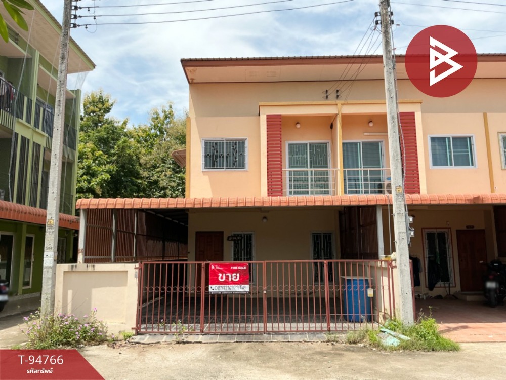 For SaleTownhomeUttaradit : Townhouse for sale, area 33.6 square wah, Tha Sao, Uttaradit