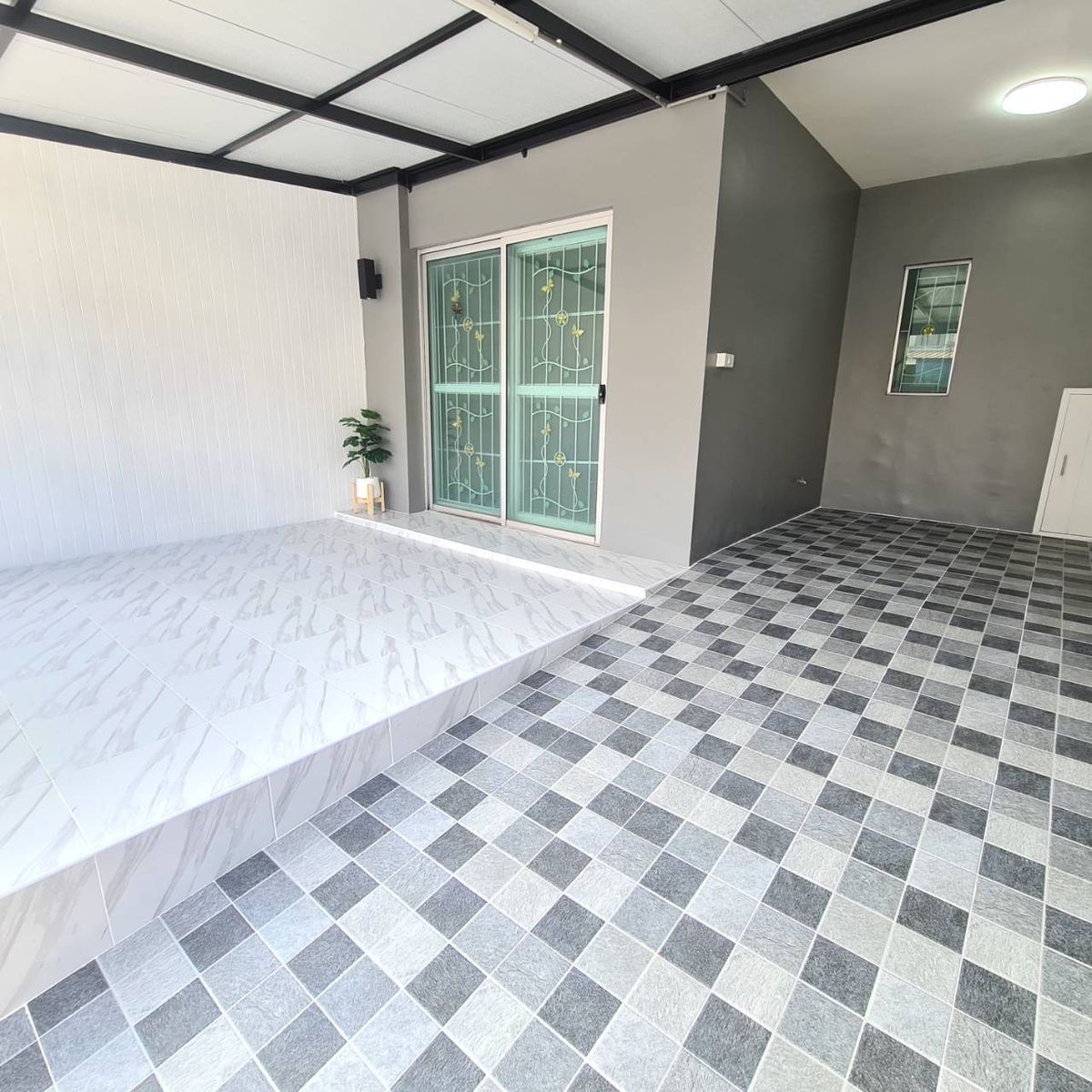 ขายทาวน์โฮมลาดกระบัง สุวรรณภูมิ : ขายทาวน์เฮ้าส์🏠 บ้านพฤกษา 78 นิคมฯลาดกระบัง เนื้อที่ 18.5 ตรว. 3 ห้องนอน 2 ห้องน้ำ รีโนเวทใหม่ 