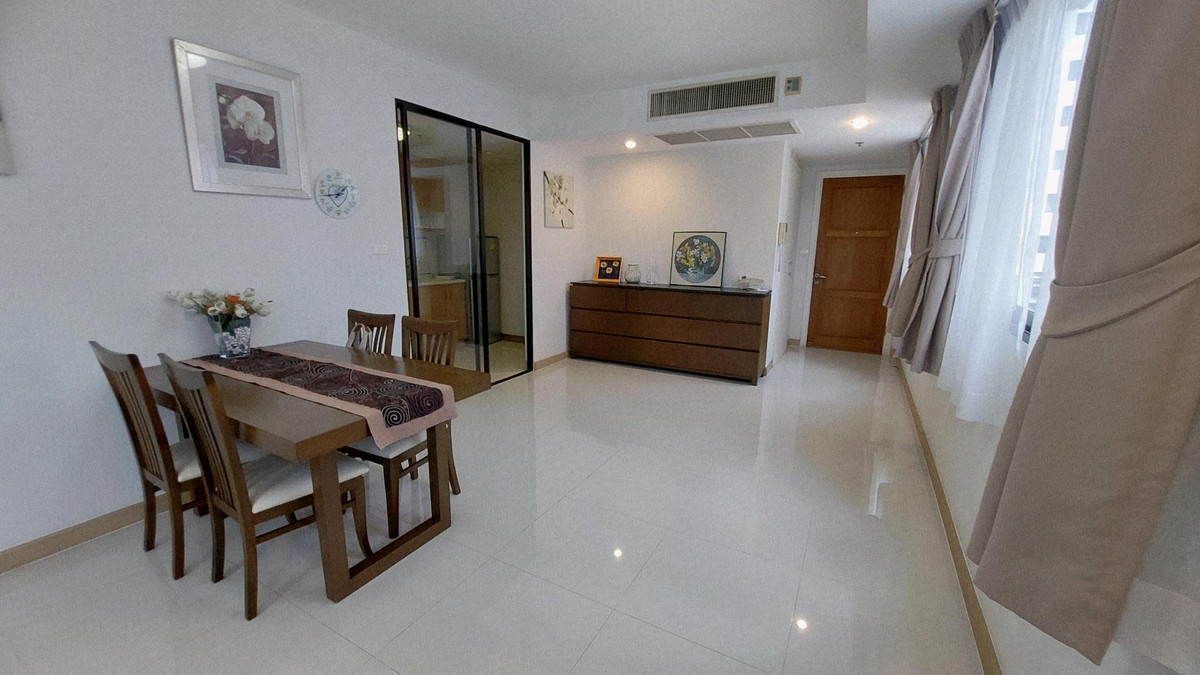 For RentCondoSukhumvit, Asoke, Thonglor : *For rent* and for sale Supalai Premier Condo, next to SWU fence, newly renovated room, fully furnished, rent 32,000/month.