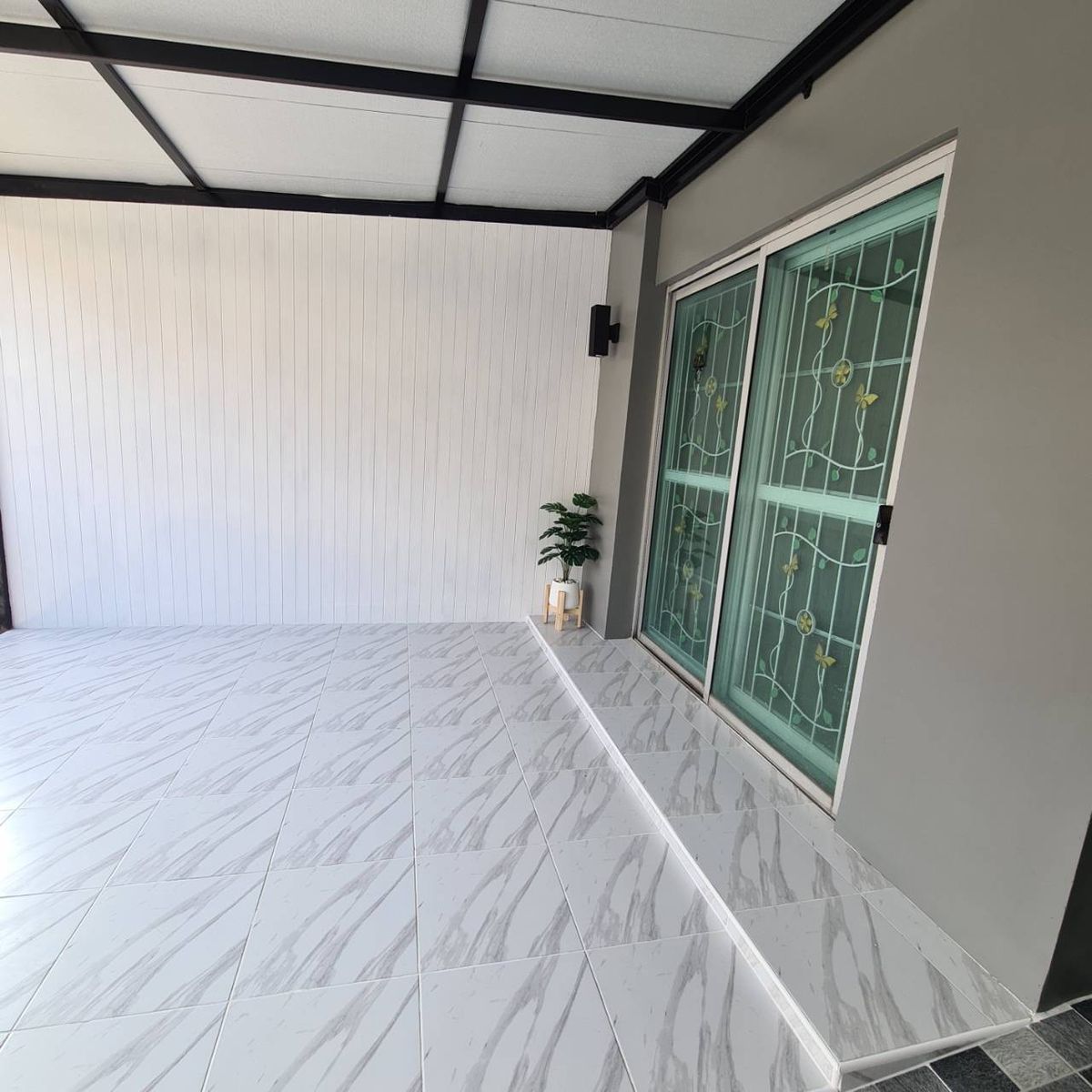 ขายทาวน์โฮมลาดกระบัง สุวรรณภูมิ : ขายทาวน์เฮ้าส์🏠 บ้านพฤกษา 78 นิคมฯลาดกระบัง เนื้อที่ 18.5 ตรว. 3 ห้องนอน 2 ห้องน้ำ รีโนเวทใหม่ 