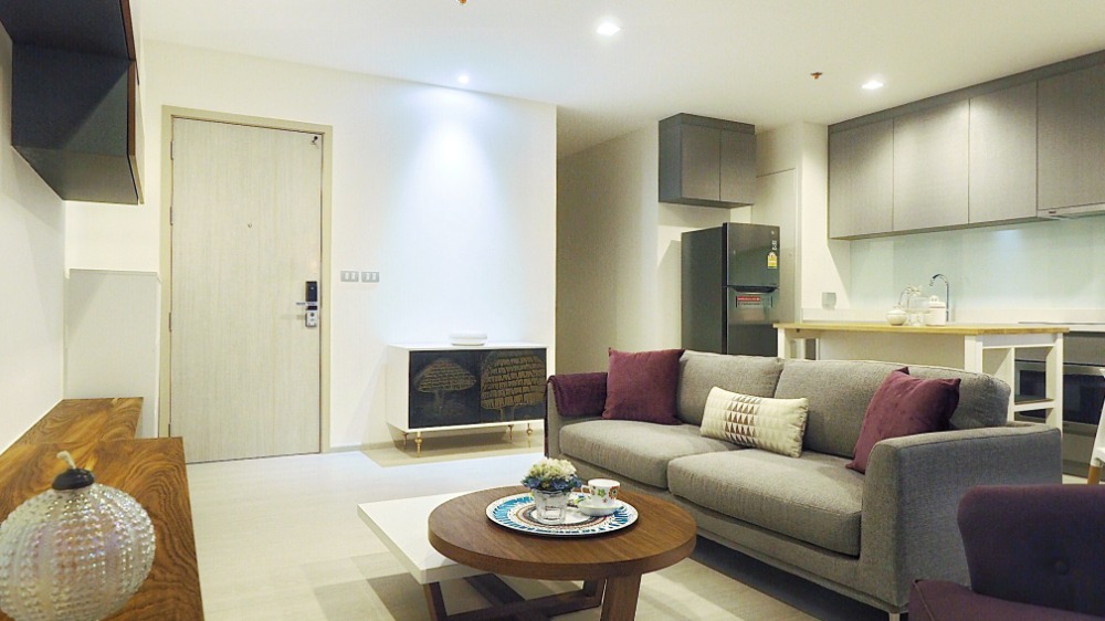ขายคอนโดสุขุมวิท อโศก ทองหล่อ : Rhythm Sukhumvit 36 - 38 / 2 Bedrooms (SALE WITH TENANT), ริทึ่ม สุขุมวิท 36 - 38 / 2 ห้องนอน (ขายพร้อมผู้เช่า) HL708