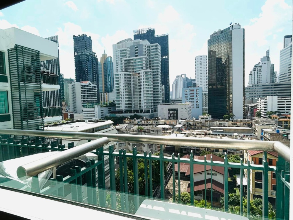 ให้เช่าคอนโดสุขุมวิท อโศก ทองหล่อ : Wind Sukhumvit 23 Poolside view south-facing 52 sqm. with balcony for rent 25,000