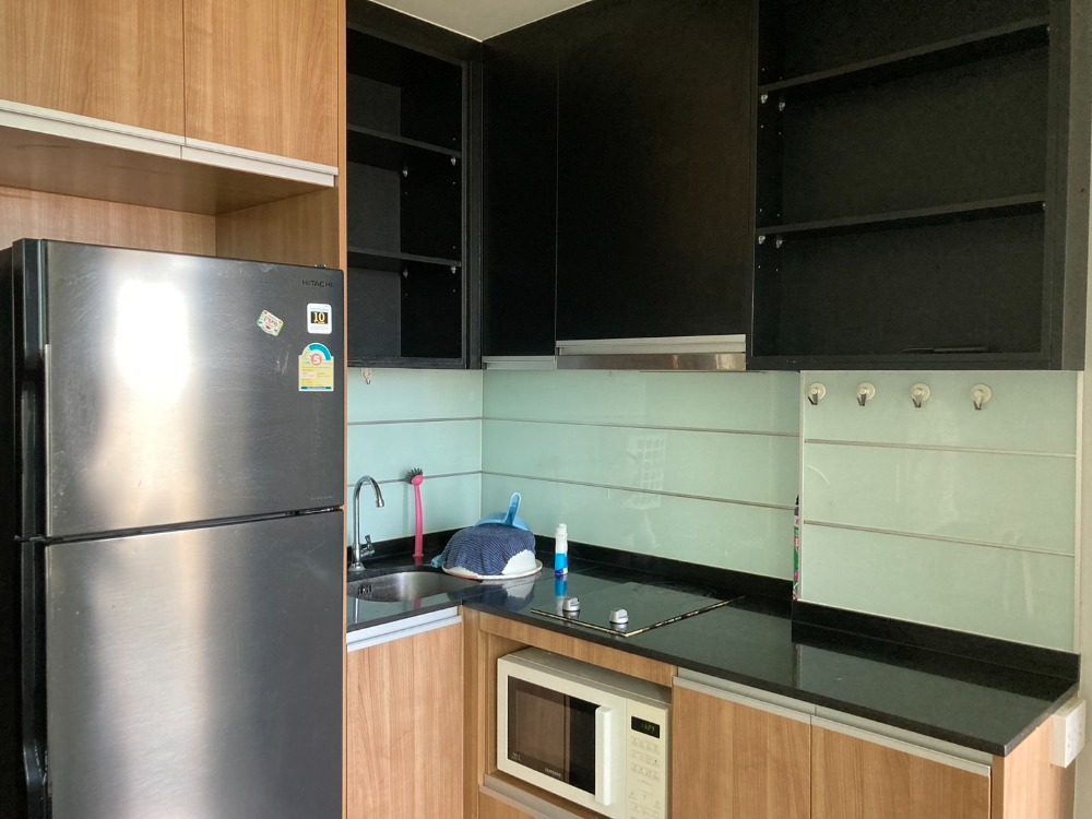 For RentCondoRatchathewi,Phayathai : Wish Signature Midtown Siam, beautiful room on high floor, beautiful view, not blocked, rent only 22,000 per month.