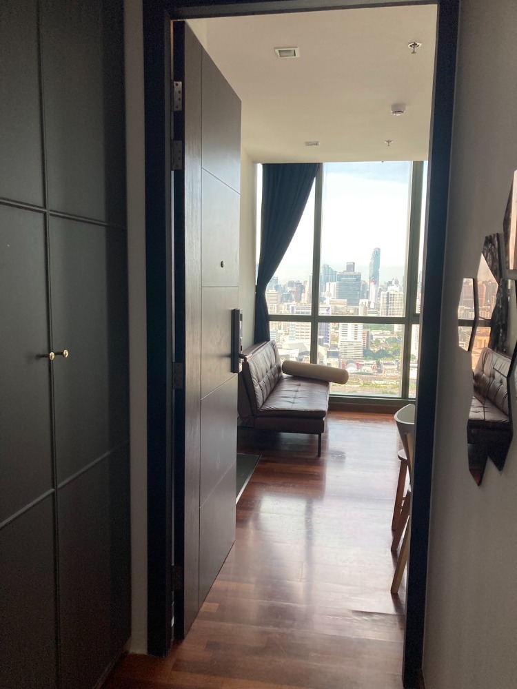 For RentCondoRatchathewi,Phayathai : Wish Signature Midtown Siam, beautiful room on high floor, beautiful view, not blocked, rent only 22,000 per month.