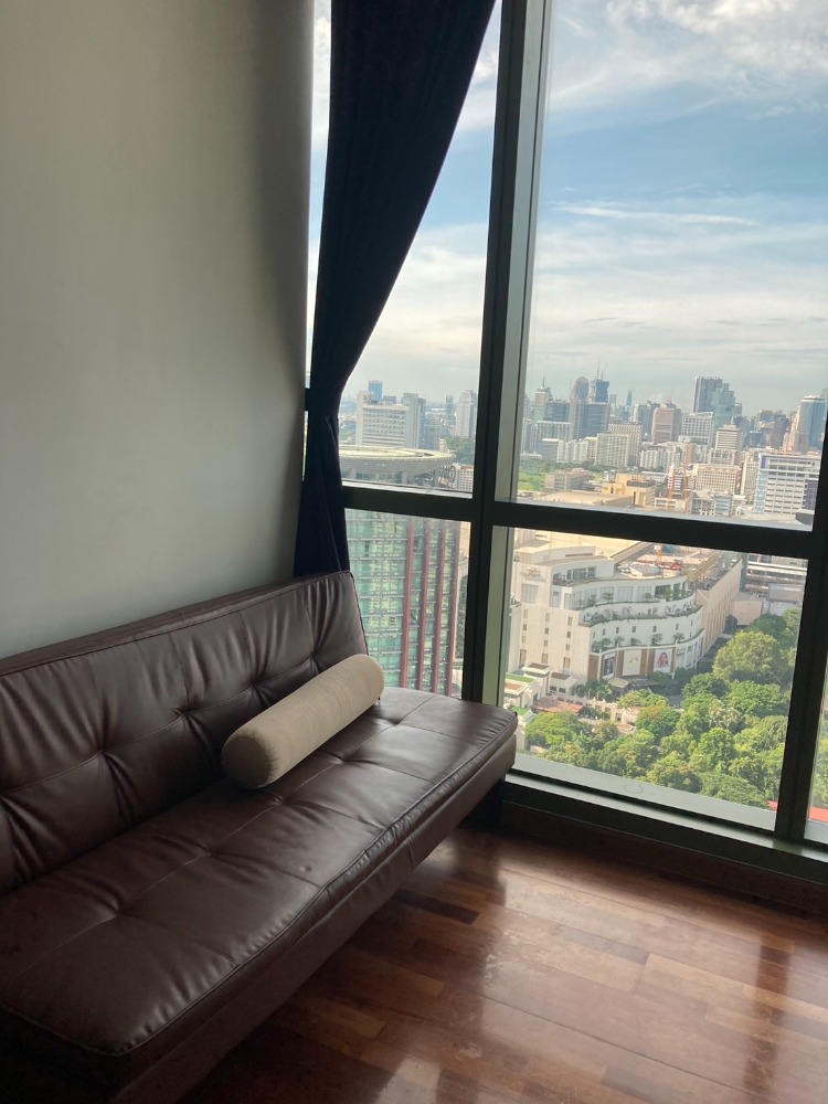 For RentCondoRatchathewi,Phayathai : Wish Signature Midtown Siam, beautiful room on high floor, beautiful view, not blocked, rent only 22,000 per month.