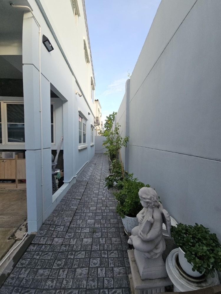 For SaleTownhomeBangna, Bearing, Lasalle : Indy 4 Bangna km.7 / 3 Bedrooms (SALE), Indy 4 Bangna km.7 / 3 Bedrooms (SALE) CJ492