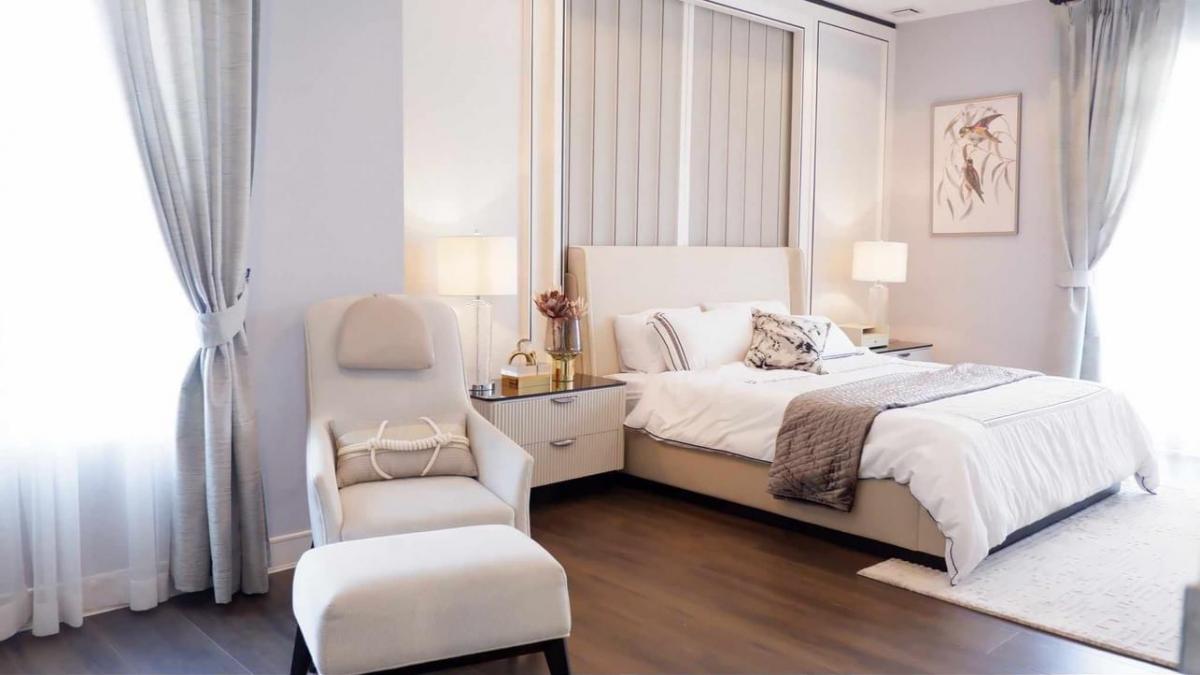 ให้เช่าบ้านวิภาวดี ดอนเมือง หลักสี่ : 📢👇Luxury house at Nantawan Ramindra - Phahonyothin 50 for sale with good Feng Shui, facing south, designed in a Tuscany style uniquely distinctive, giving the feeling of a home in the European region of Italy. Convenient location, close to the expressway,