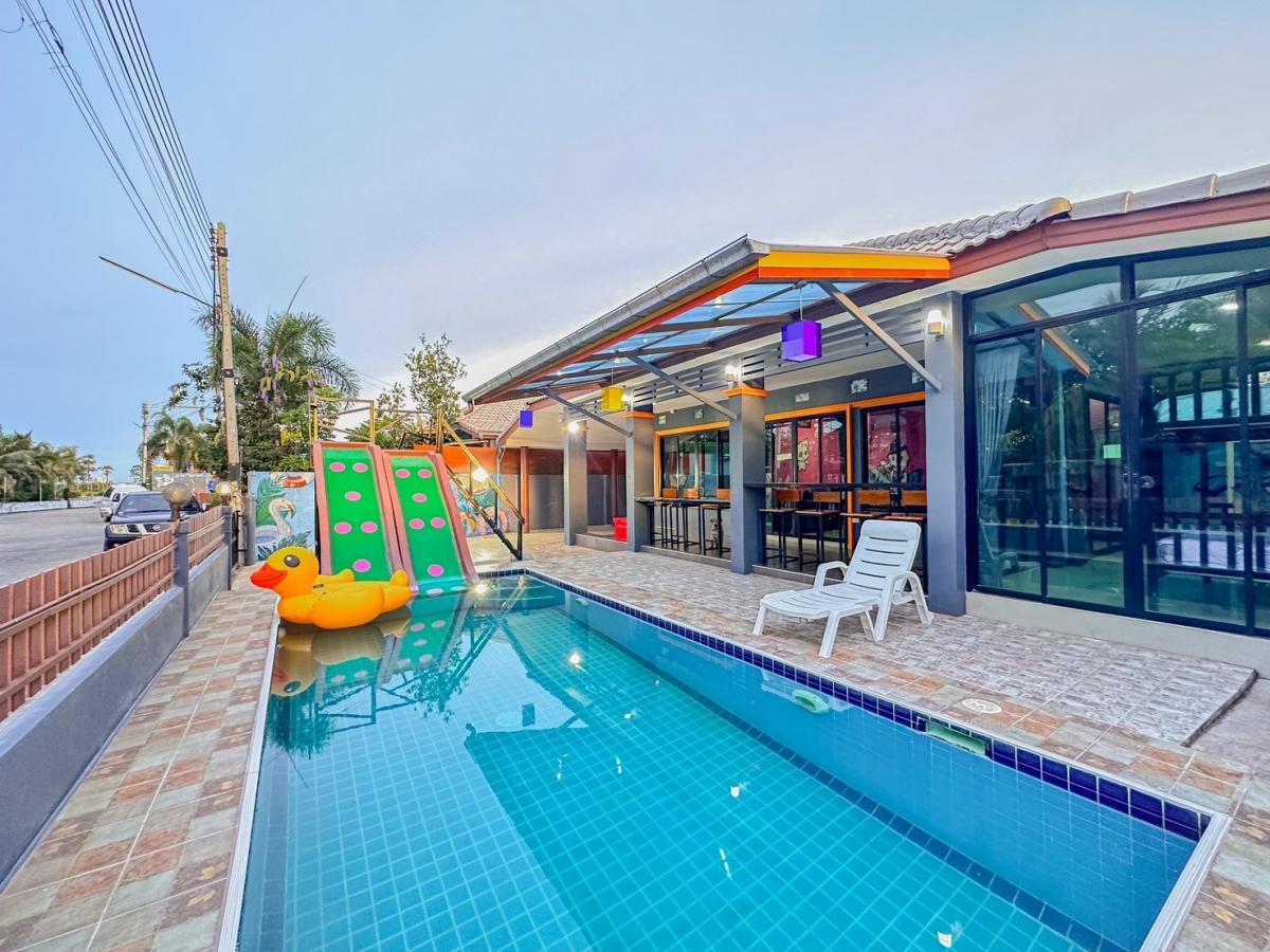 For SaleHouseCha-am Phetchaburi : Cheap Cha -am Pluvilla House for sale. 2.99 delete. Make money to make money. Can be at a price of 4 million+into the bank. There is a lump of funds. If Citr is good, we have a team to walk for free.