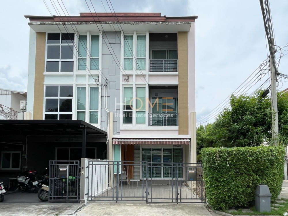 For SaleTownhomeRatchadapisek, Huaikwang, Suttisan : Corner unit with garden area, fully built-in ✨ Townhome, Baan Klang Muang Ratchada 36 / 3 bedrooms (FOR SALE), Baan Klang Muang Ratchada 36 / Townhome 3 Bedrooms (FOR SALE) MEAW527