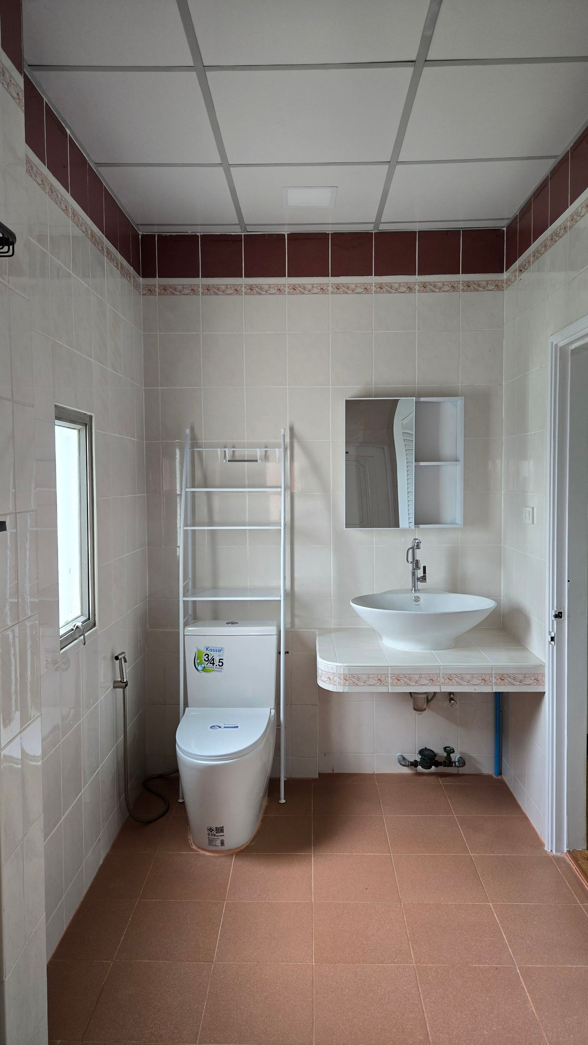 For RentPattanakan, Srinakarin : Line: @zimple_asset Monthly apartment opposite Seacon Square, furnished, with Wi-Fi and parking, near Dusit Thani College and BTS Suan Luang Rama 9 Station.