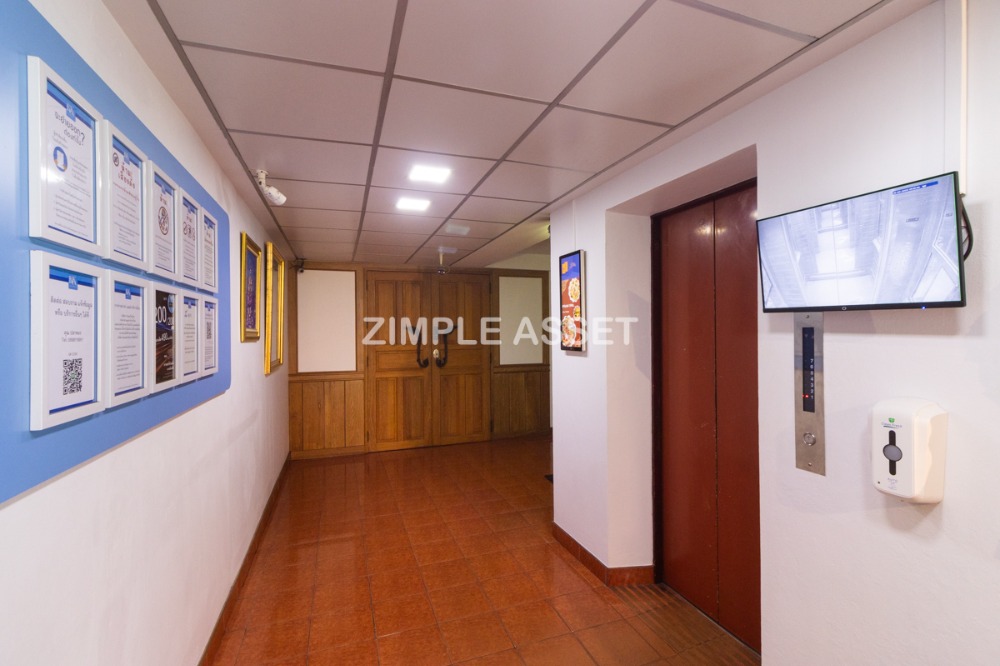 For RentPattanakan, Srinakarin : Line: @zimple_asset Monthly apartment opposite Seacon Square, furnished, with Wi-Fi and parking, near Dusit Thani College and BTS Suan Luang Rama 9 Station.