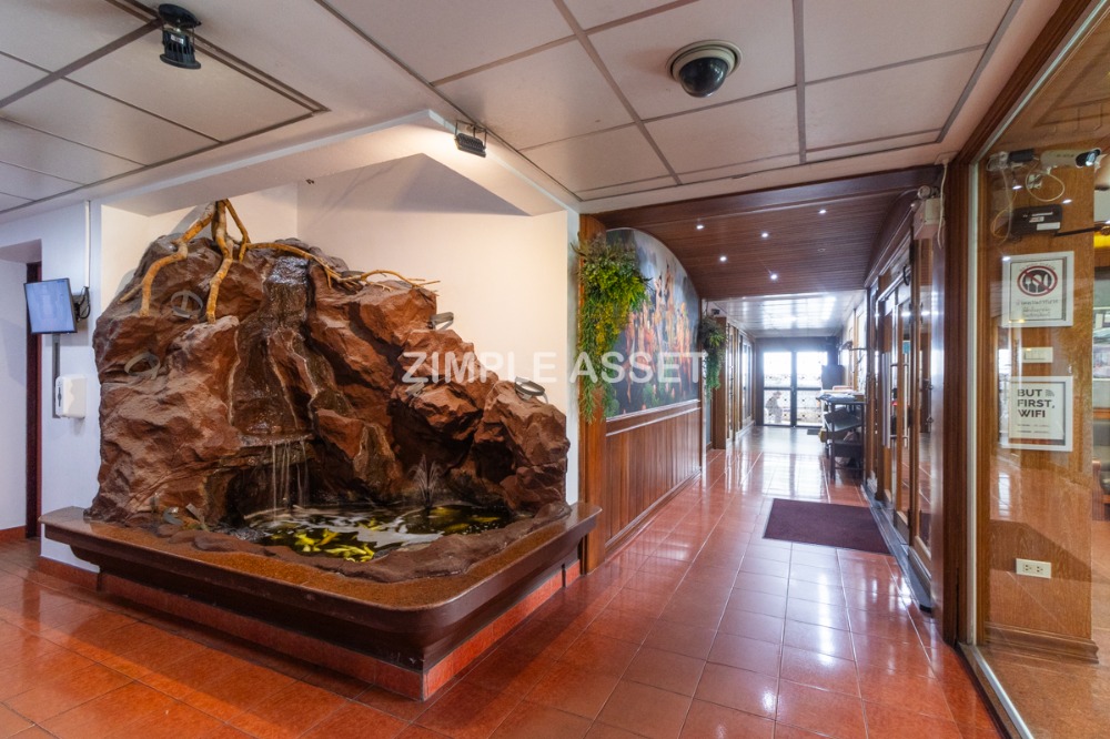 For RentPattanakan, Srinakarin : Line: @zimple_asset Monthly apartment opposite Seacon Square, furnished, with Wi-Fi and parking, near Dusit Thani College and BTS Suan Luang Rama 9 Station.