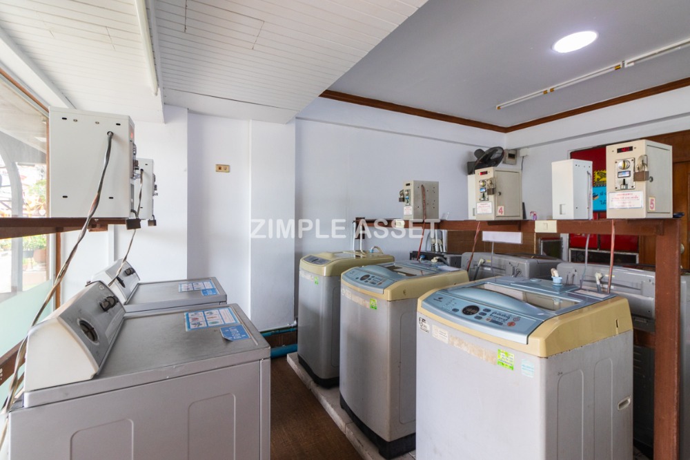 For RentPattanakan, Srinakarin : Line: @zimple_asset Monthly apartment opposite Seacon Square, furnished, with Wi-Fi and parking, near Dusit Thani College and BTS Suan Luang Rama 9 Station.