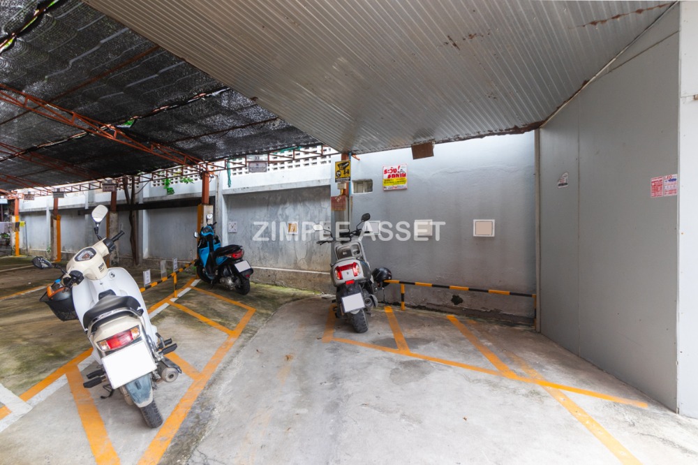 For RentPattanakan, Srinakarin : Line: @zimple_asset Monthly apartment opposite Seacon Square, furnished, with Wi-Fi and parking, near Dusit Thani College and BTS Suan Luang Rama 9 Station.