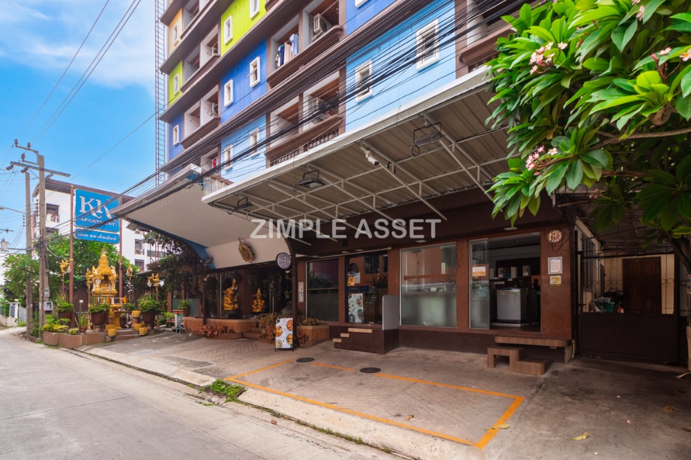For RentPattanakan, Srinakarin : Line: @zimple_asset Monthly apartment opposite Seacon Square, furnished, with Wi-Fi and parking, near Dusit Thani College and BTS Suan Luang Rama 9 Station.