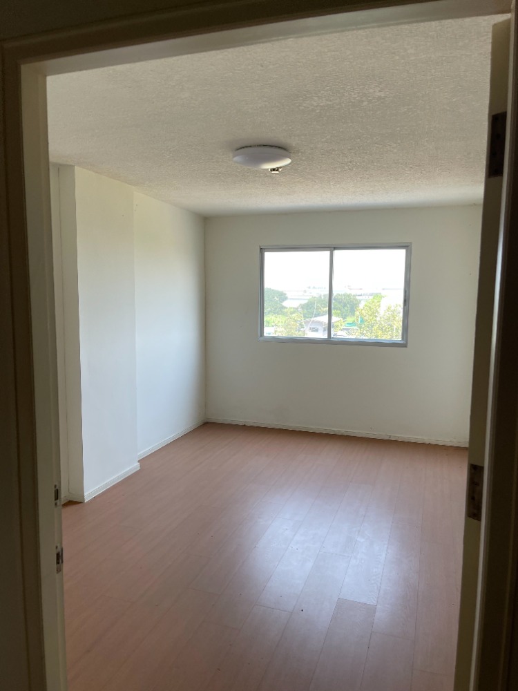 For SaleCondoLadkrabang, Suwannaphum Airport : K-5520 Urgent sale! LPN Condo Romklao - Suvarnabhumi, empty room, near the parking building
