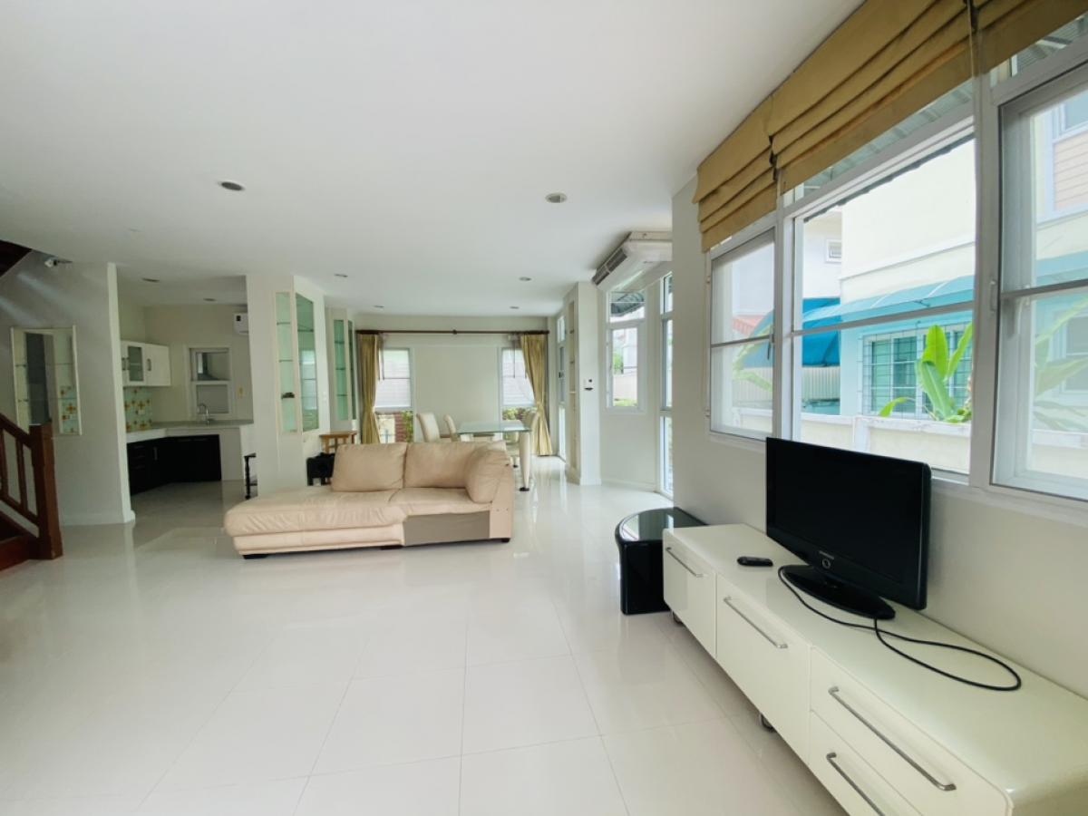 For SaleHouseLadkrabang, Suwannaphum Airport : For Sale 4.29 M Selling a 2-storey detached house, Soi King Kaew 19, price 4.29 million baht, usable area 150 sq m., ready to move in house, Bangna-Trad parallel road, King Kaew Road, Sirinda Pranali Village (SIRINDA PRANALI) ⭐️ Land area 53 sq m., usable