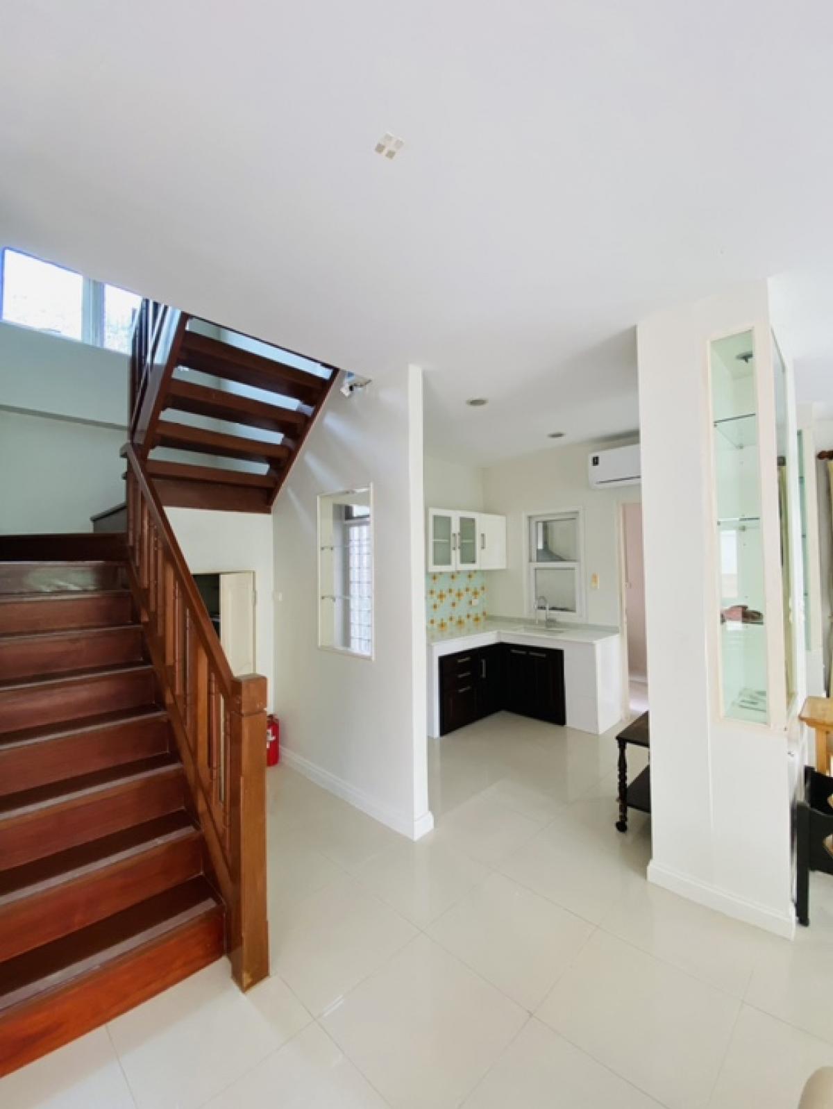 For SaleHouseLadkrabang, Suwannaphum Airport : For Sale 4.29 M Selling a 2-storey detached house, Soi King Kaew 19, price 4.29 million baht, usable area 150 sq m., ready to move in house, Bangna-Trad parallel road, King Kaew Road, Sirinda Pranali Village (SIRINDA PRANALI) ⭐️ Land area 53 sq m., usable