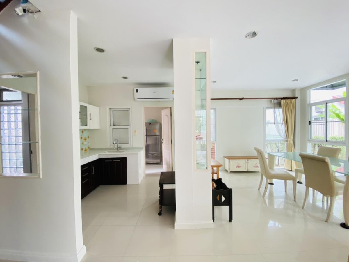 For SaleHouseLadkrabang, Suwannaphum Airport : For Sale 4.29 M Selling a 2-storey detached house, Soi King Kaew 19, price 4.29 million baht, usable area 150 sq m., ready to move in house, Bangna-Trad parallel road, King Kaew Road, Sirinda Pranali Village (SIRINDA PRANALI) ⭐️ Land area 53 sq m., usable