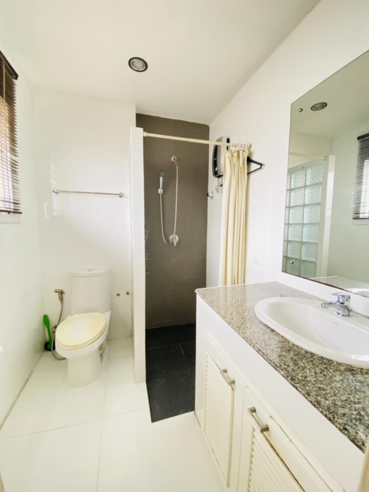 For SaleHouseLadkrabang, Suwannaphum Airport : For Sale 4.29 M Selling a 2-storey detached house, Soi King Kaew 19, price 4.29 million baht, usable area 150 sq m., ready to move in house, Bangna-Trad parallel road, King Kaew Road, Sirinda Pranali Village (SIRINDA PRANALI) ⭐️ Land area 53 sq m., usable