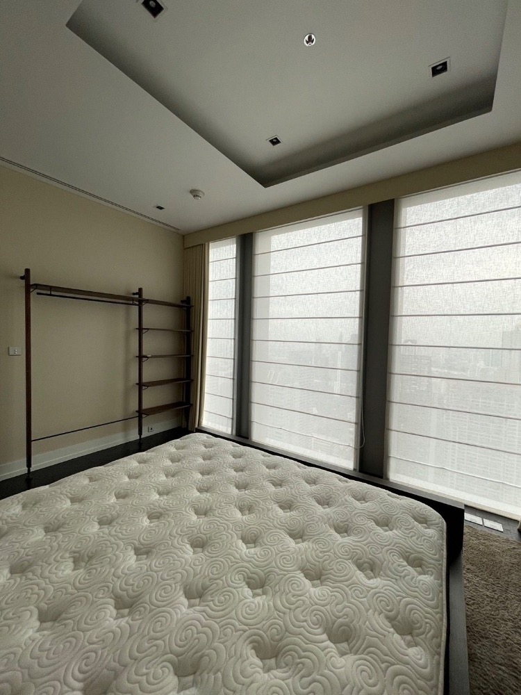 ให้เช่าคอนโดสาทร นราธิวาส : The Ritz-Carlton Residences Bangkok – ห้องชุดวิวพระอาทิตย์ตก ทิศตะวันตกเฉียงใต้ ชั้น 46
