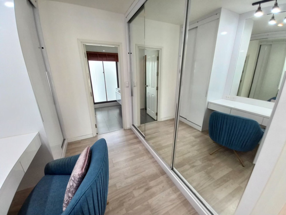 For RentTownhomePattanakan, Srinakarin : For rent: Patio Srinakarin-Rama 9