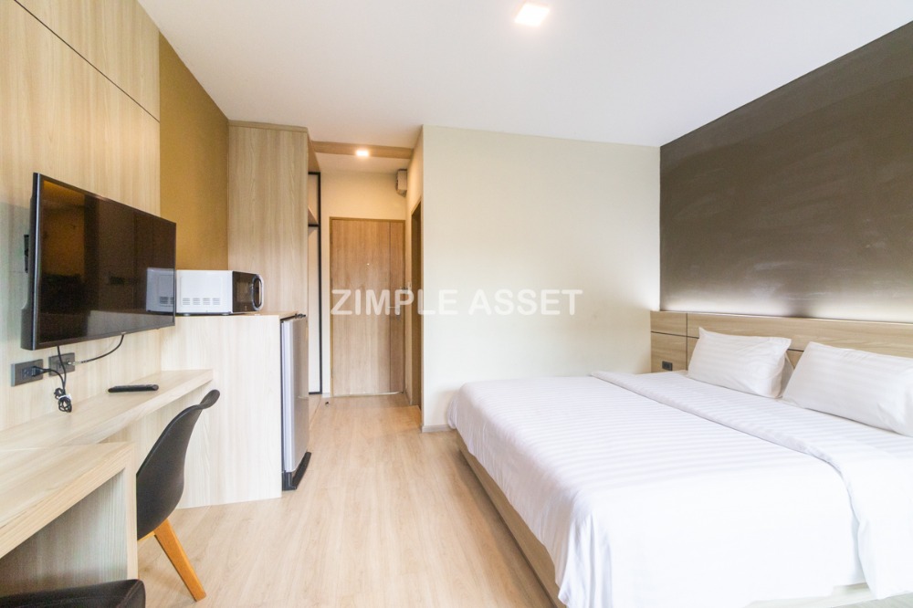 ให้เช่าวงเวียนใหญ่ เจริญนคร : Line @zimple_asset ที่พักรายวันและรายเดือน ย่านวงเวียนใหญ่ ห้องสวยพร้อมเฟอร์นิเจอร์ครบครัน สามารถย้ายเข้าอยู่ได้เลย มีที่จอดรถ ฟิตเนสและสระว่ายน้ำใช้บริการฟรี เพียง 650 m. จากBTSวงเวียนใหญ่