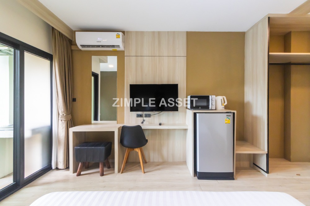 ให้เช่าวงเวียนใหญ่ เจริญนคร : Line @zimple_asset ที่พักรายวันและรายเดือน ย่านวงเวียนใหญ่ ห้องสวยพร้อมเฟอร์นิเจอร์ครบครัน สามารถย้ายเข้าอยู่ได้เลย มีที่จอดรถ ฟิตเนสและสระว่ายน้ำใช้บริการฟรี เพียง 650 m. จากBTSวงเวียนใหญ่