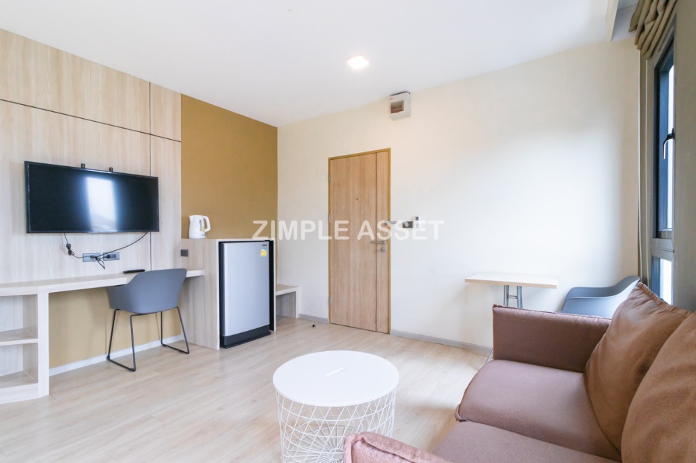 ให้เช่าวงเวียนใหญ่ เจริญนคร : Line @zimple_asset ที่พักรายวันและรายเดือน ย่านวงเวียนใหญ่ ห้องสวยพร้อมเฟอร์นิเจอร์ครบครัน สามารถย้ายเข้าอยู่ได้เลย มีที่จอดรถ ฟิตเนสและสระว่ายน้ำใช้บริการฟรี เพียง 650 m. จากBTSวงเวียนใหญ่