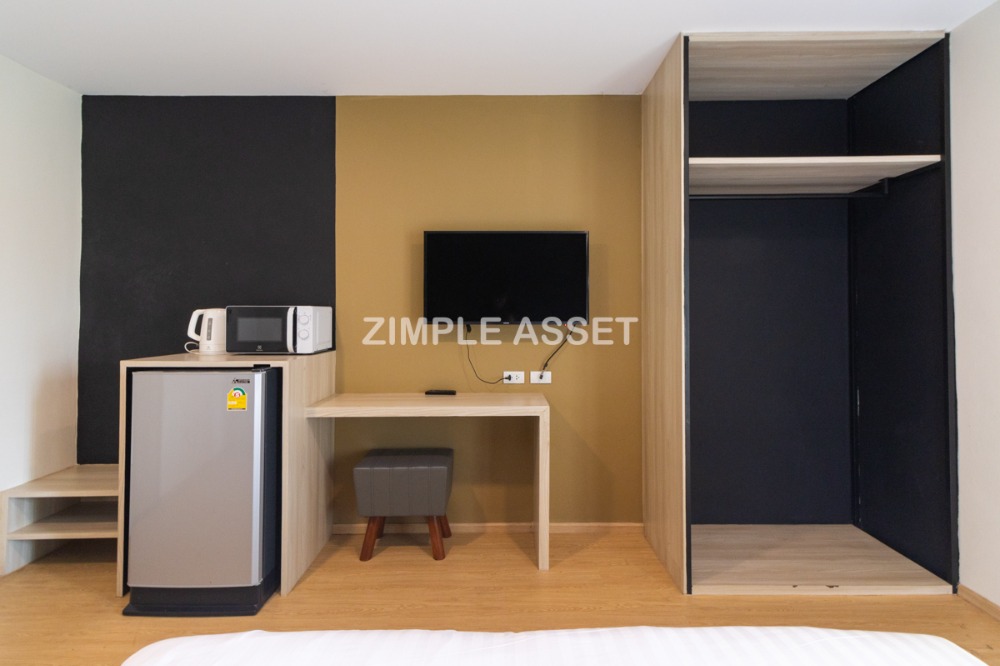 ให้เช่าวงเวียนใหญ่ เจริญนคร : Line @zimple_asset ที่พักรายวันและรายเดือน ย่านวงเวียนใหญ่ ห้องสวยพร้อมเฟอร์นิเจอร์ครบครัน สามารถย้ายเข้าอยู่ได้เลย มีที่จอดรถ ฟิตเนสและสระว่ายน้ำใช้บริการฟรี เพียง 650 m. จากBTSวงเวียนใหญ่