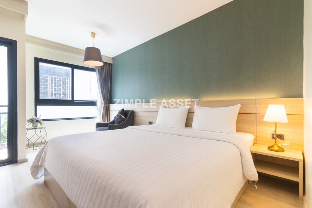 ให้เช่าวงเวียนใหญ่ เจริญนคร : Line @zimple_asset ที่พักรายวันและรายเดือน ย่านวงเวียนใหญ่ ห้องสวยพร้อมเฟอร์นิเจอร์ครบครัน สามารถย้ายเข้าอยู่ได้เลย มีที่จอดรถ ฟิตเนสและสระว่ายน้ำใช้บริการฟรี เพียง 650 m. จากBTSวงเวียนใหญ่