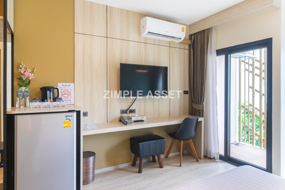 ให้เช่าวงเวียนใหญ่ เจริญนคร : Line @zimple_asset ที่พักรายวันและรายเดือน ย่านวงเวียนใหญ่ ห้องสวยพร้อมเฟอร์นิเจอร์ครบครัน สามารถย้ายเข้าอยู่ได้เลย มีที่จอดรถ ฟิตเนสและสระว่ายน้ำใช้บริการฟรี เพียง 650 m. จากBTSวงเวียนใหญ่