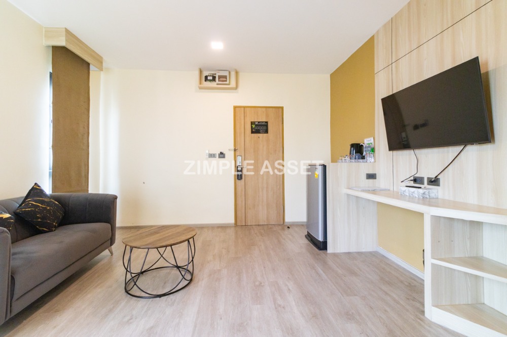 ให้เช่าวงเวียนใหญ่ เจริญนคร : Line @zimple_asset ที่พักรายวันและรายเดือน ย่านวงเวียนใหญ่ ห้องสวยพร้อมเฟอร์นิเจอร์ครบครัน สามารถย้ายเข้าอยู่ได้เลย มีที่จอดรถ ฟิตเนสและสระว่ายน้ำใช้บริการฟรี เพียง 650 m. จากBTSวงเวียนใหญ่