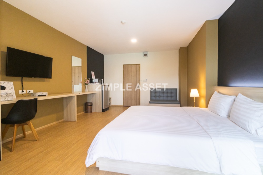 ให้เช่าวงเวียนใหญ่ เจริญนคร : Line @zimple_asset ที่พักรายวันและรายเดือน ย่านวงเวียนใหญ่ ห้องสวยพร้อมเฟอร์นิเจอร์ครบครัน สามารถย้ายเข้าอยู่ได้เลย มีที่จอดรถ ฟิตเนสและสระว่ายน้ำใช้บริการฟรี เพียง 650 m. จากBTSวงเวียนใหญ่