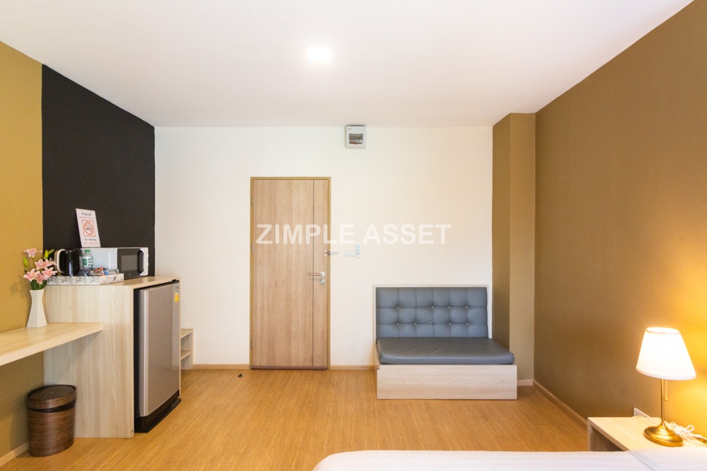 ให้เช่าวงเวียนใหญ่ เจริญนคร : Line @zimple_asset ที่พักรายวันและรายเดือน ย่านวงเวียนใหญ่ ห้องสวยพร้อมเฟอร์นิเจอร์ครบครัน สามารถย้ายเข้าอยู่ได้เลย มีที่จอดรถ ฟิตเนสและสระว่ายน้ำใช้บริการฟรี เพียง 650 m. จากBTSวงเวียนใหญ่